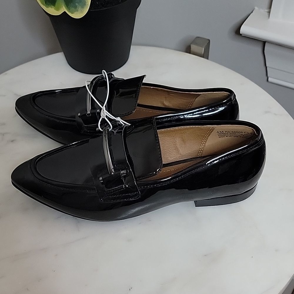 NWOT 14th and Union black patent slip on shoes - Picture 5 of 5